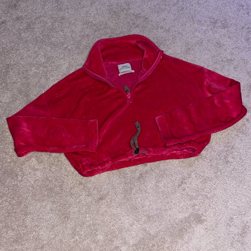 Urban outfitters small crop fuzzy pink small